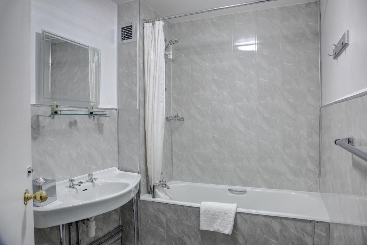The Orwell Hotel Felixstowe Extérieur photo