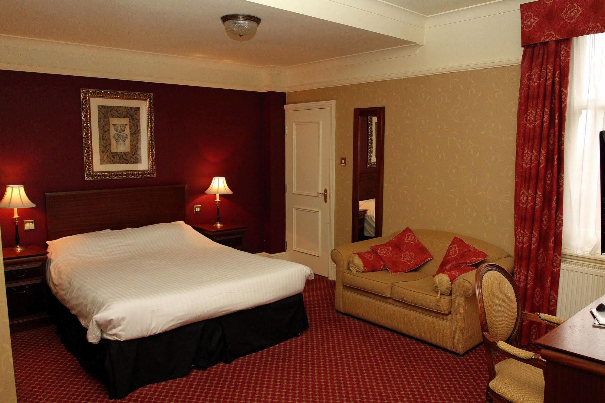 The Orwell Hotel Felixstowe Extérieur photo
